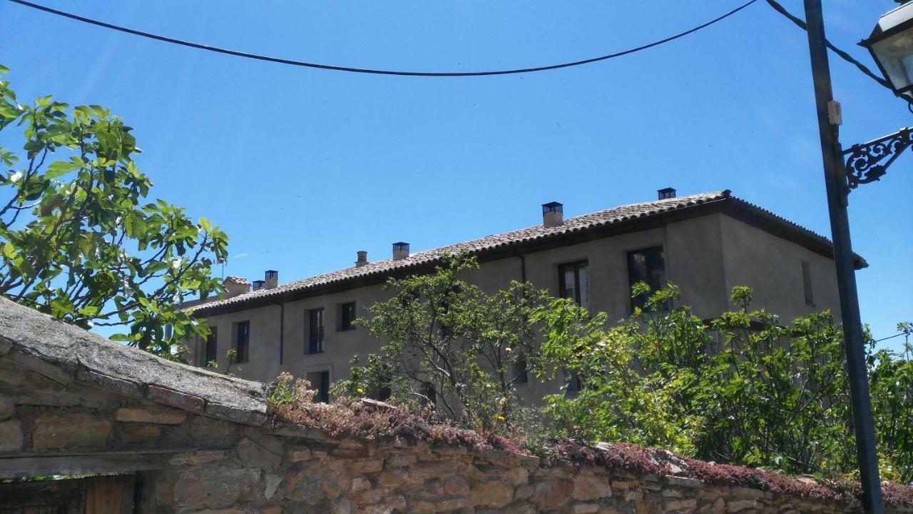 Albergue De Benabarre-Calumet Экстерьер фото