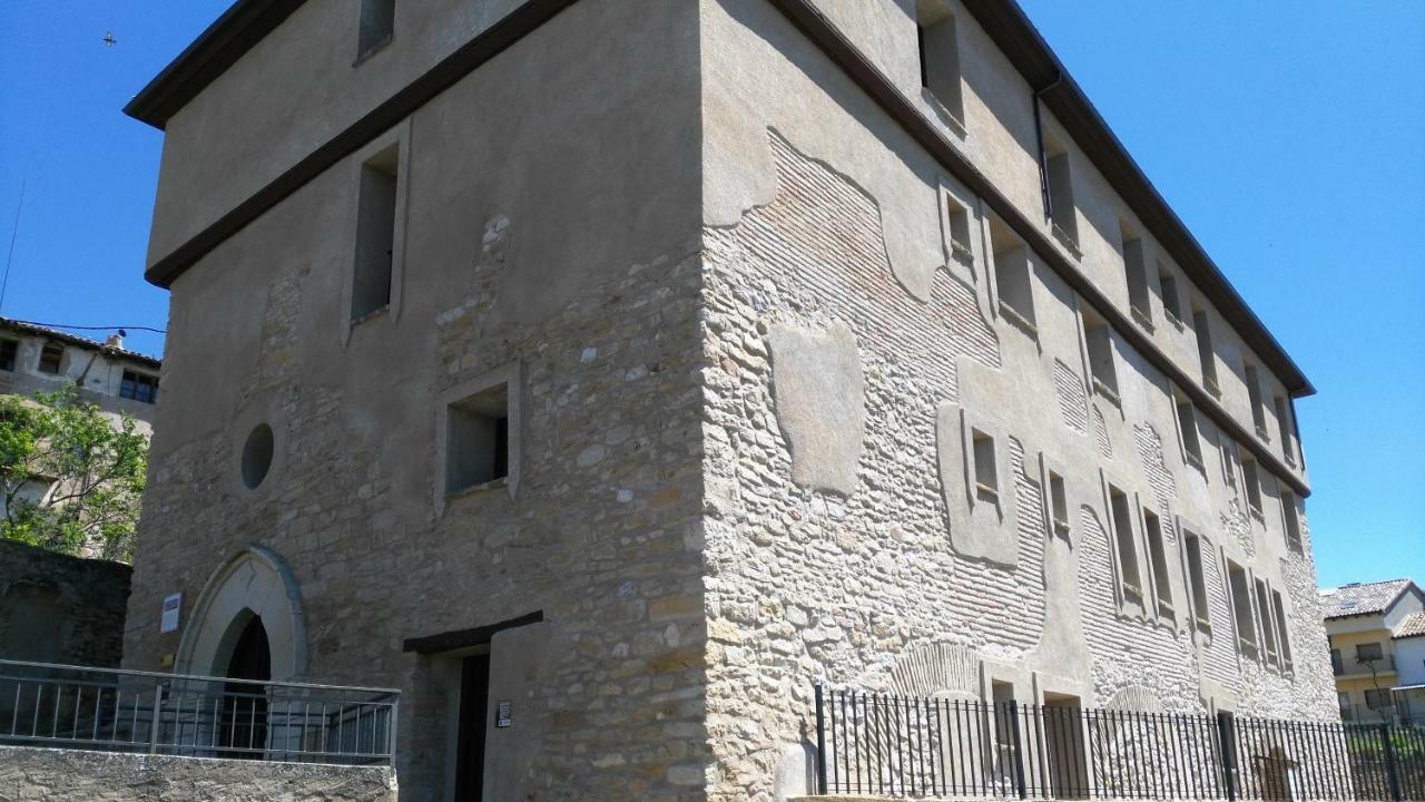 Albergue De Benabarre-Calumet Экстерьер фото